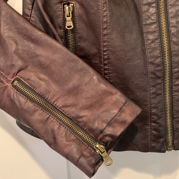 Guess brown leather jacket, size medium - Picture 2 of 3